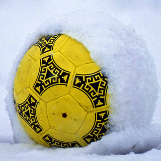 Football in the snow; FC Porto v Peñarol, Tokyo, 1987